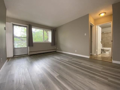 2 Bedroom Apartment Unit Edmonton AB For Rent At 1300