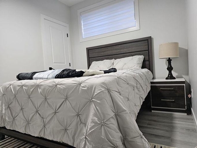 2 Bedroom Apartment Unit Edmonton AB For Rent At 1700