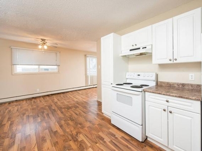 2 Bedroom Apartment Unit Fort Saskatchewan AB For Rent At 1400
