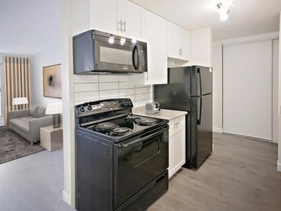2 Bedroom Apartment Unit Saskatoon SK For Rent At 1479