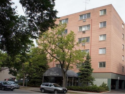 2 Bedroom Apartment Unit Winnipeg MB For Rent At 1399