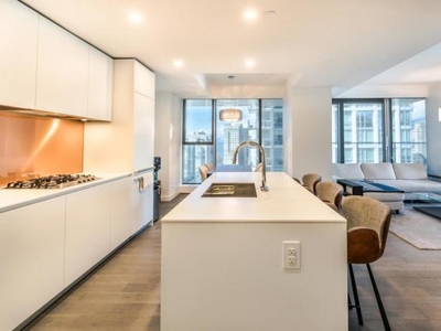 2 Bedroom Condominium Vancouver BC For Rent At 5000