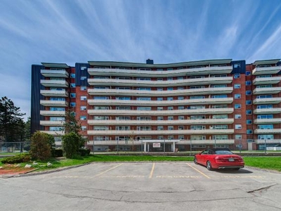 3 Bedroom Apartment Unit Mississauga ON For Rent At 3025