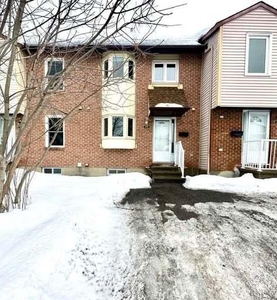 3 Bedroom Townhouse Orleans ON