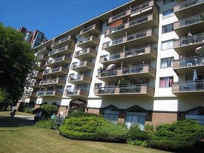 Apartment North Vancouver BC