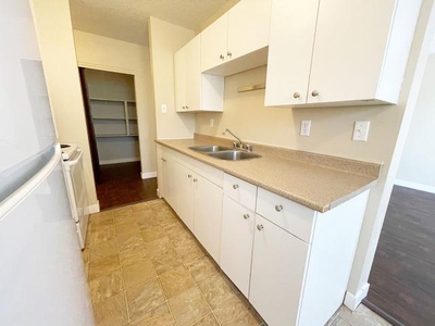 Apartment Unit Fort McMurray AB For Rent At 1195