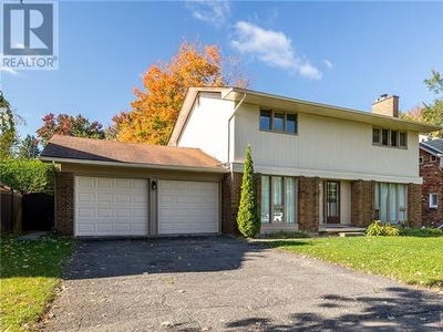 House For Sale In Beaverbrook, Ottawa, Ontario