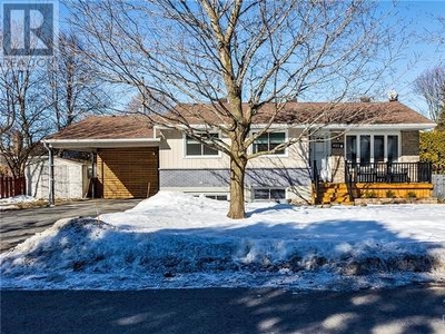 House For Sale In Riverside Park, Ottawa, Ontario