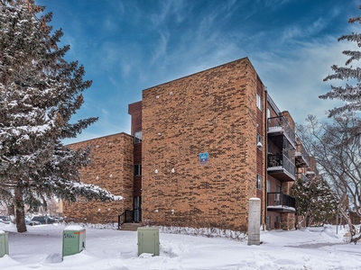 Saskatoon Apartment For Rent | Lakeview | 1 Bedroom Apartment in Lakeview