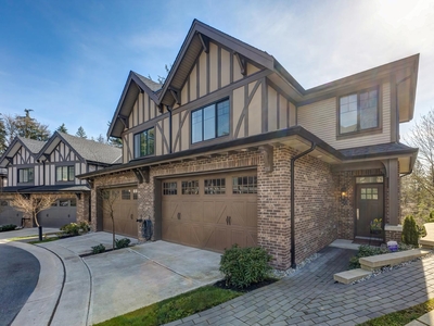 29 3306 PRINCETON AVENUE Coquitlam