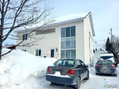 3 Storey for sale Chicoutimi (Chicoutimi) 6 bedrooms 3 bathrooms