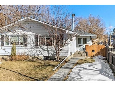 House For Sale In Capitol Hill, Calgary, Alberta