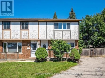 House For Sale In Pioneer Park, Kitchener, Ontario