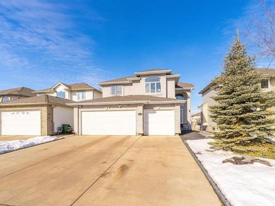 House For Sale In Richford, Edmonton, Alberta