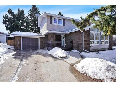House For Sale In Sunnybrook, Red Deer, Alberta
