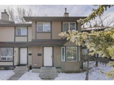 Townhouse For Sale In Ranchlands, Calgary, Alberta