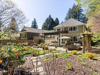 2292 W KEITH ROAD North Vancouver