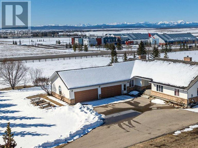 33022 Township Road 250 Rural Rocky View County, Alberta