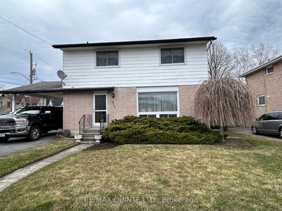 4 bedroom 2 bathroom home for sale. 659 Front St, Quinte West
