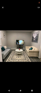 Beautiful Cozy Fully Furnished 1 BDRM Basement Suite