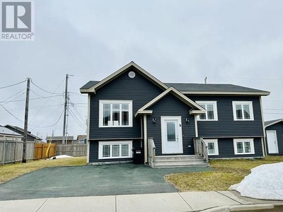House For Sale In Southlands, St. John's, Newfoundland and Labrador