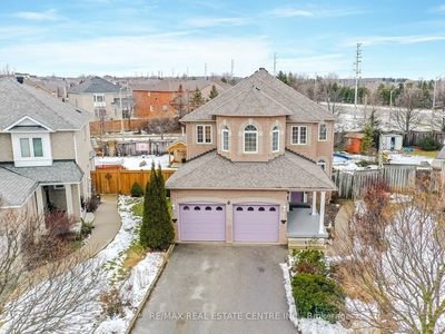 6 Twin Willow Cres