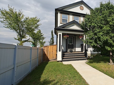 Calgary Pet Friendly House For Rent | Copperfield | 3 Bedroom family house in