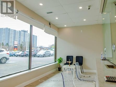 Commercial For Sale In Bayview-Cummer, Toronto, Ontario