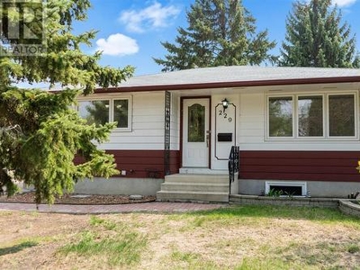 House For Sale In College Park, Saskatoon, Saskatchewan
