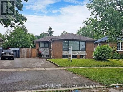 House For Sale In Curan Hall, Toronto, Ontario