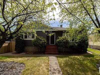 House For Sale In Hazeldean, Edmonton, Alberta