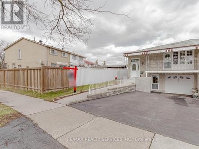 House For Sale In Malton, Mississauga, Ontario
