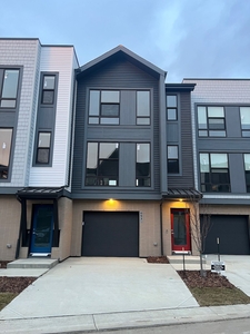 Edmonton Townhouse For Rent | Rutherford | Brand New Townhouse in Pivot