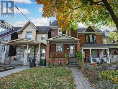 House For Sale In North Riverdale, Toronto, Ontario