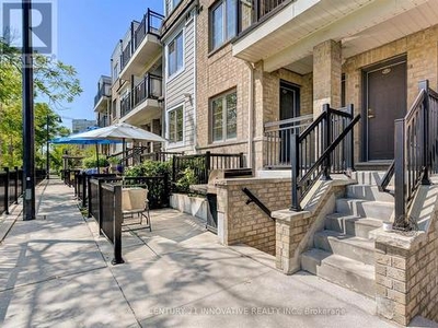 Townhouse For Sale In Highland Creek, Toronto, Ontario
