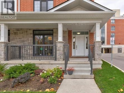 Townhouse For Sale In Mill Courtland Woodside Park, Kitchener, Ontario