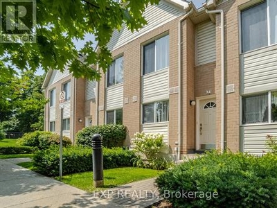 Townhouse For Sale In Scarborough Village, Toronto, Ontario