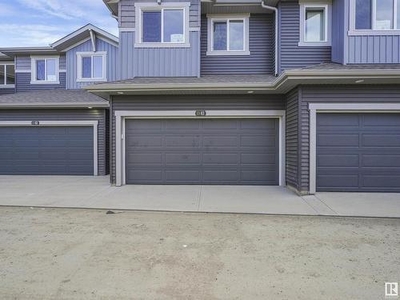 Townhouse For Sale In The Orchards At Ellerslie, Edmonton, Alberta