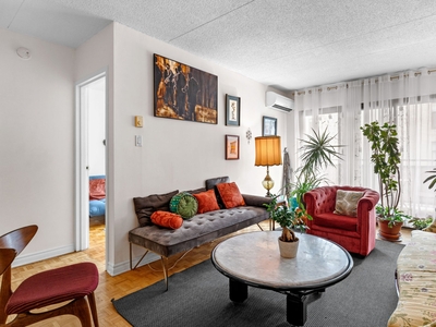 Condo/Apartment for sale, 4455 Rue St-Urbain, Le Plateau-Mont-Royal, QC H2W1V7, CA, in Montreal, Canada