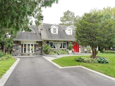 House for sale, 634 Boul. des Mille-Îles O., Sainte-Thérèse, QC J7E4E4, CA, in Sainte-Thérèse, Canada