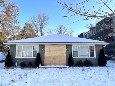 House for sale, 81-83 Boyne St, in New Tecumseth, Canada