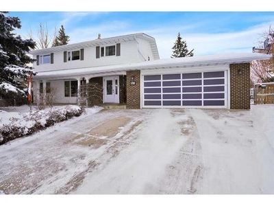 House For Sale In Anders Park, Red Deer, Alberta