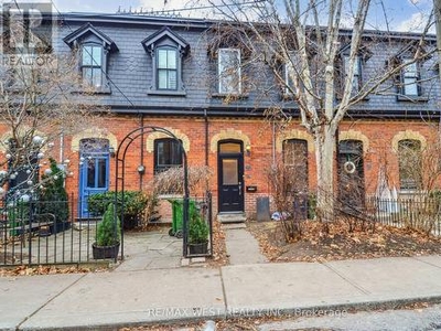 House For Sale In Cabbagetown, Toronto, Ontario