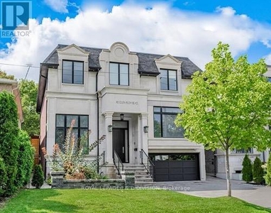 House For Sale In Caribou Park, Toronto, Ontario