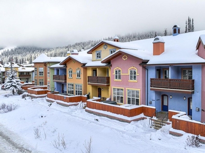 Luxury Townhouse for sale in Sun Peaks, British Columbia