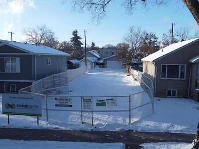 Vacant Land For Sale In Parkdale, Edmonton, Alberta