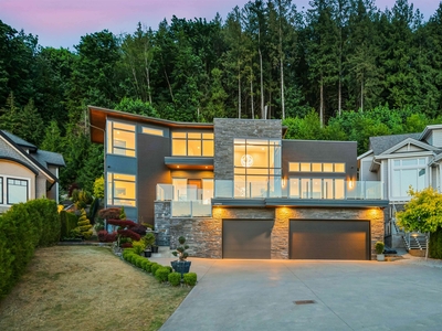 10980 CARMICHAEL STREET Maple Ridge