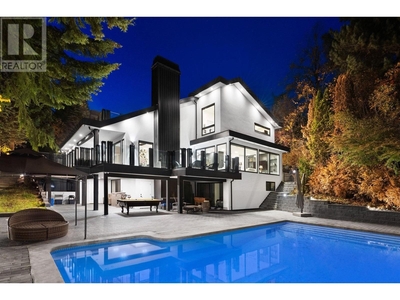 1110 Hillside Road, in West Vancouver, BC