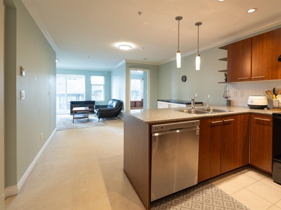 303 4799 BRENTWOOD DRIVE Burnaby