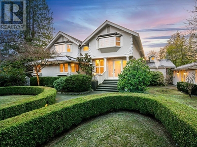 4480 Ross Crescent, in West Vancouver, BC